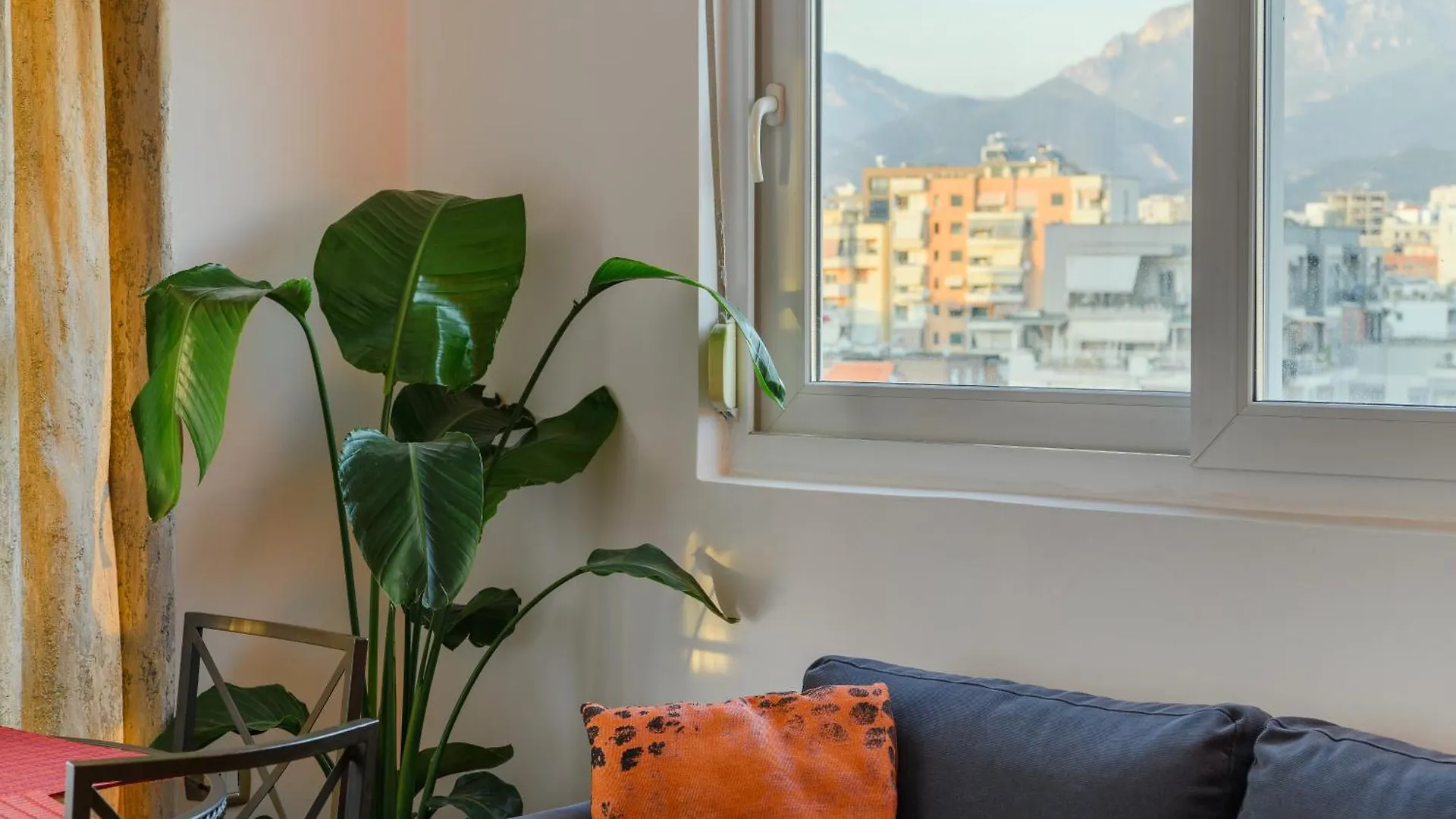 Terrace Tirana Cityscape 2 0*,  阿尔巴尼亚